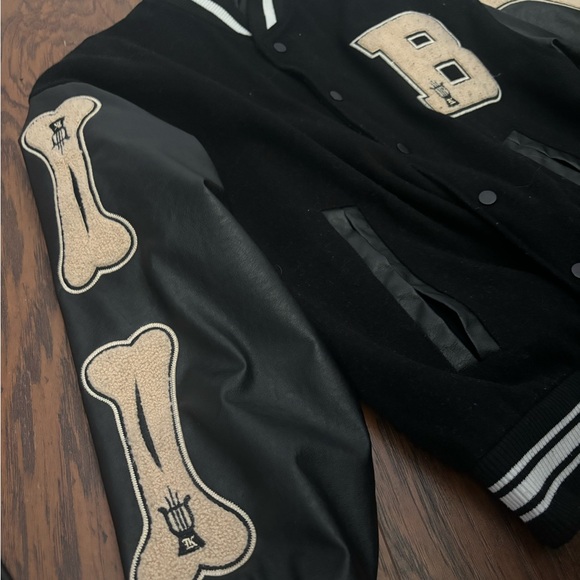 Vintage Black Varsity Bomber Jacket - Picture 2 of 4